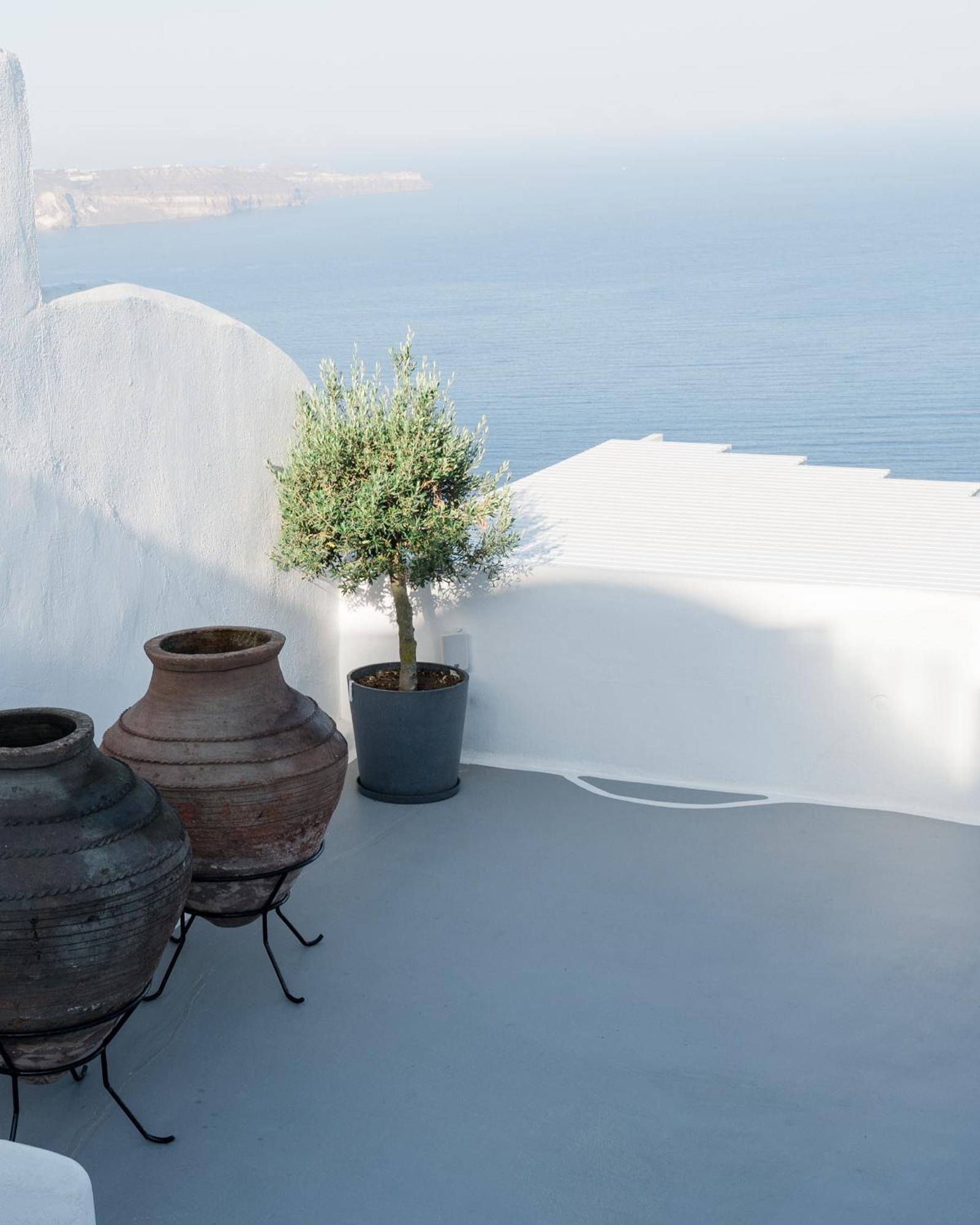 Apeiron Blue Santorini - Sustainable Adults Only 14 Plus Fira  Exterior foto