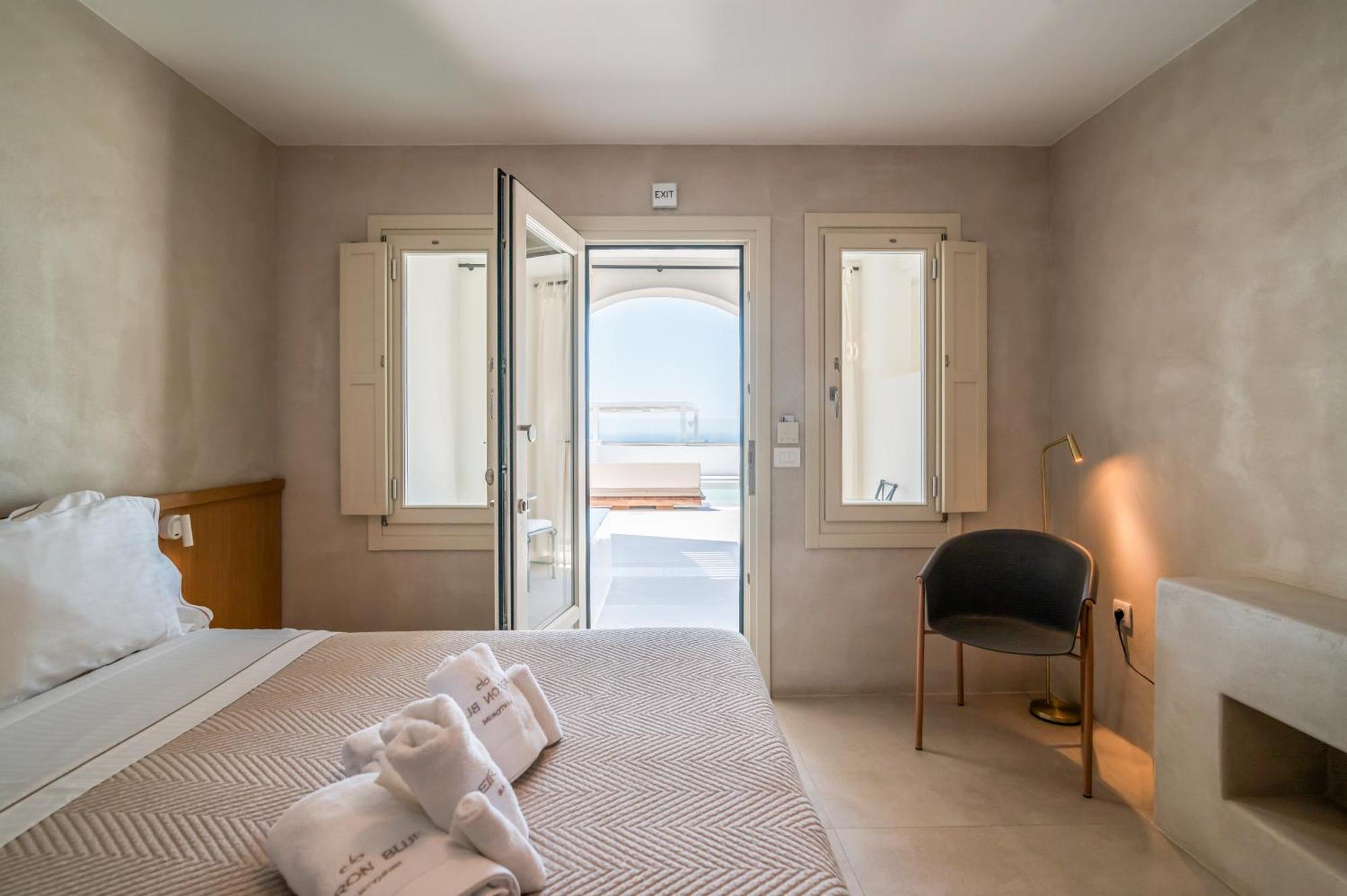 Apeiron Blue Santorini - Sustainable Adults Only 14 Plus Fira  Habitación foto